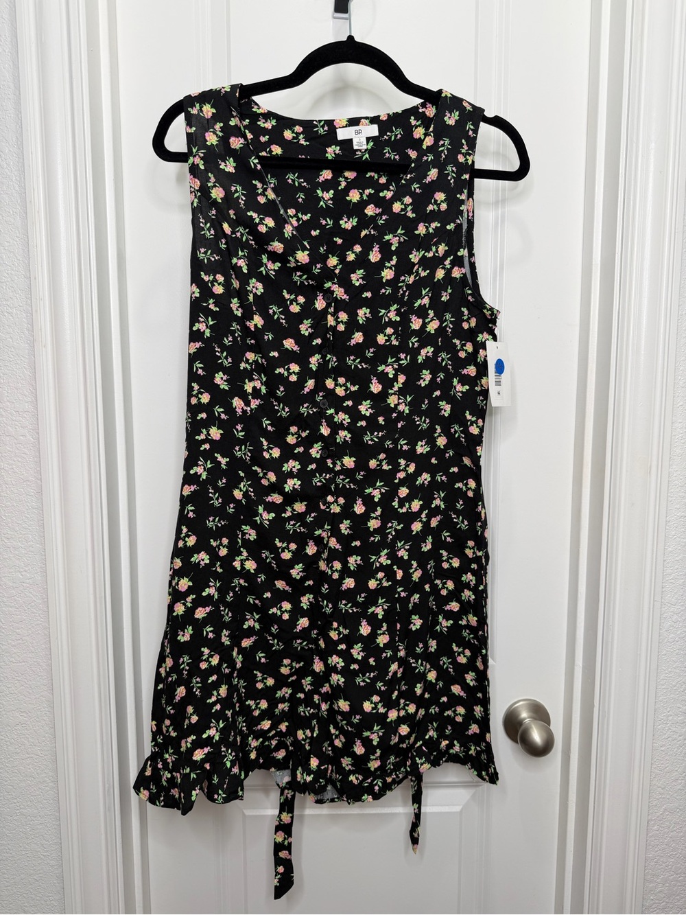 BP Floral Tie Back Romper Size Small Black NWT BP is a Nordstrom brand